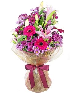 BUQUÊ MIX FLORES COR-DE-ROSA