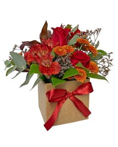 MINI BOX ROSAS VERMELHAS + MIX FLORES ZURI